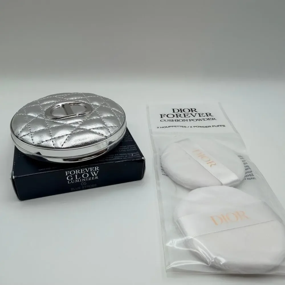 Dior Forever Glow Luminizer 05 Blue Strobe & Dior Powder Puffs